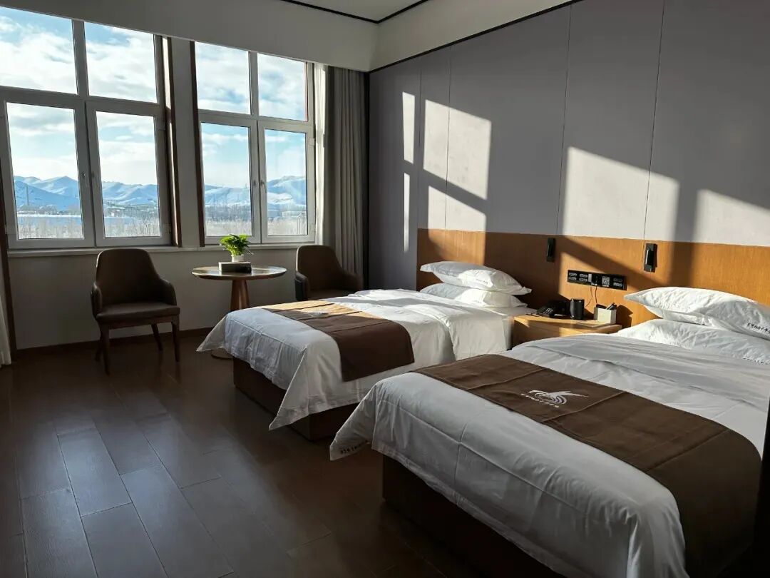 富蕴县冰雪之旅：安心畅滑，暖心服务