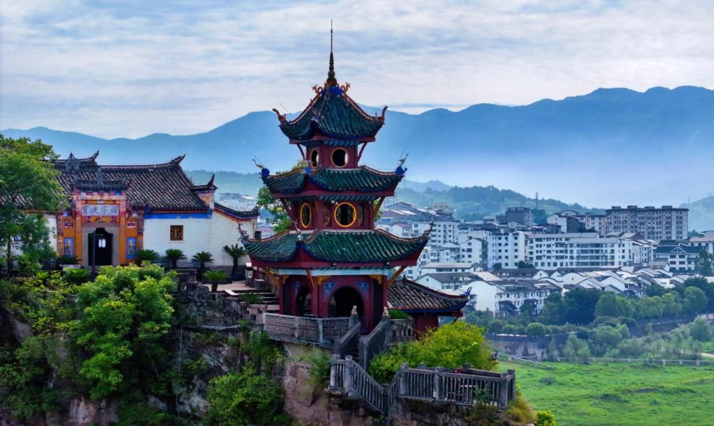 新时代中国调研行之文化中华·文旅新探丨三峡石宝寨：“江上明珠”古韵深长