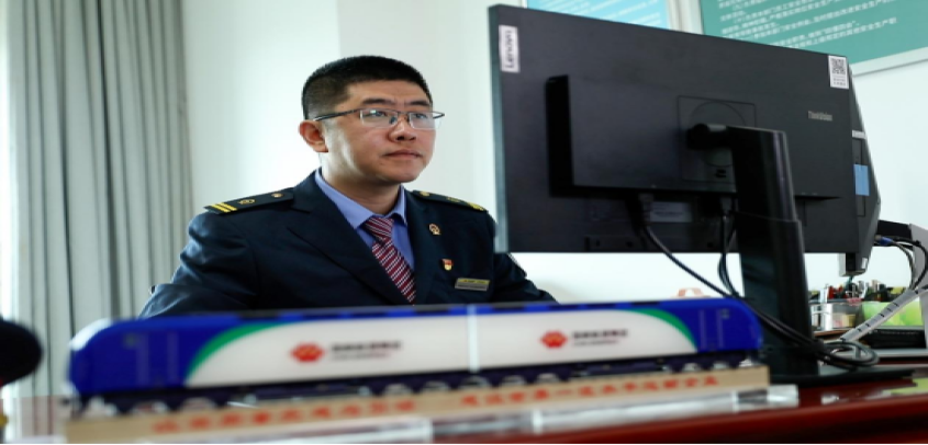 新时代铁路人的重载征程——记荣获2025年度全国铁路系统先进个人朔黄铁路姚星