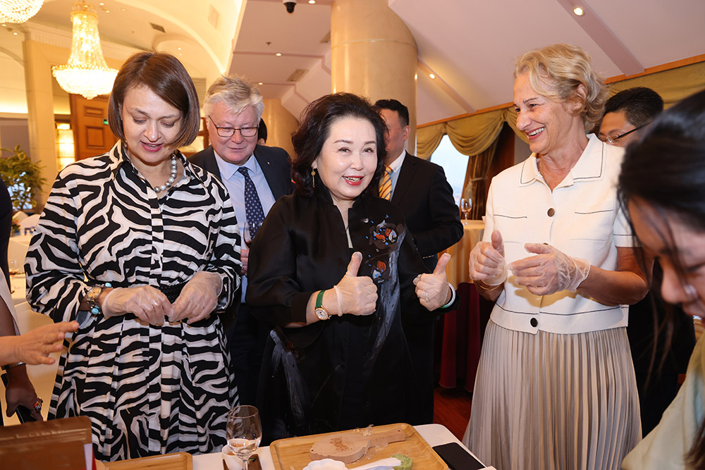 大图：《国际会客厅》国庆中秋特别活动·雅集