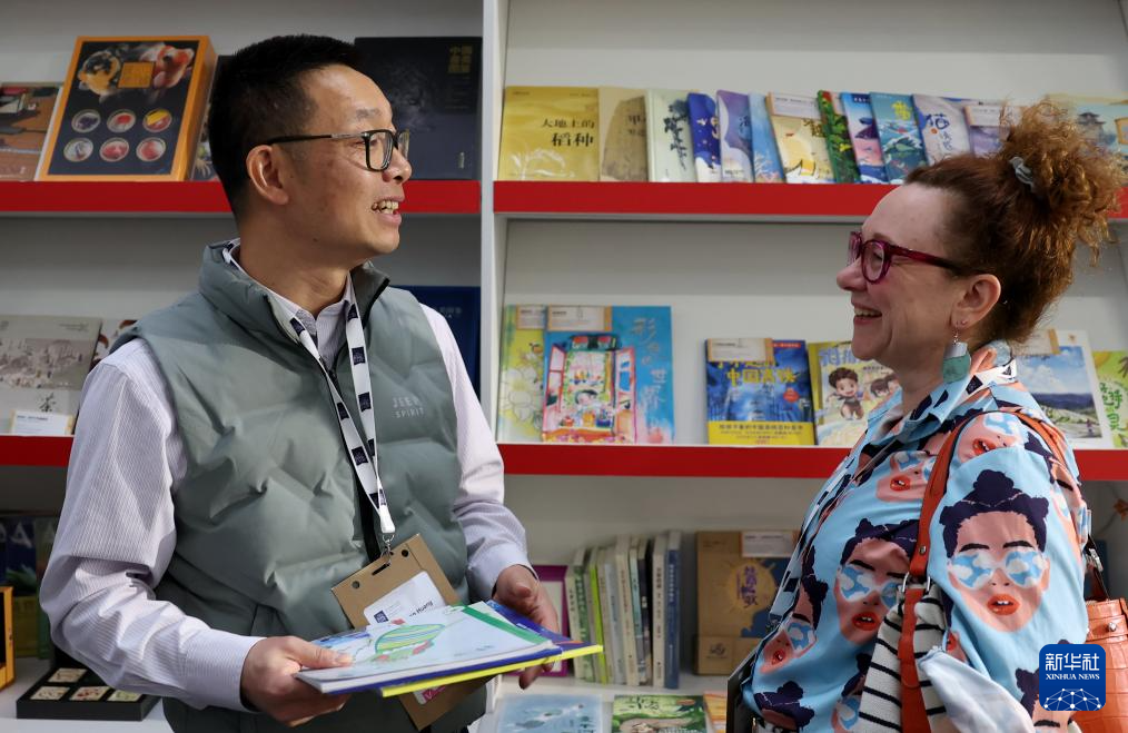 中国出版代表团亮相2026年伦敦书展